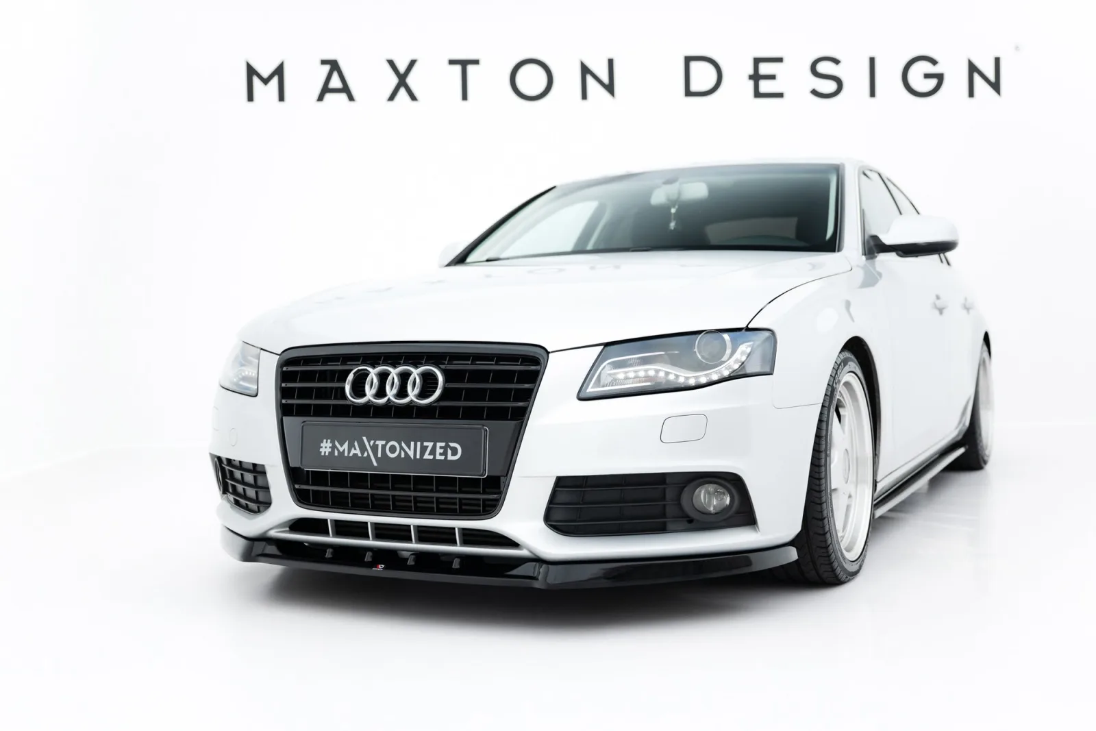 Front Splitter V.1 compatible with Audi A4 Sedan / Avant B8