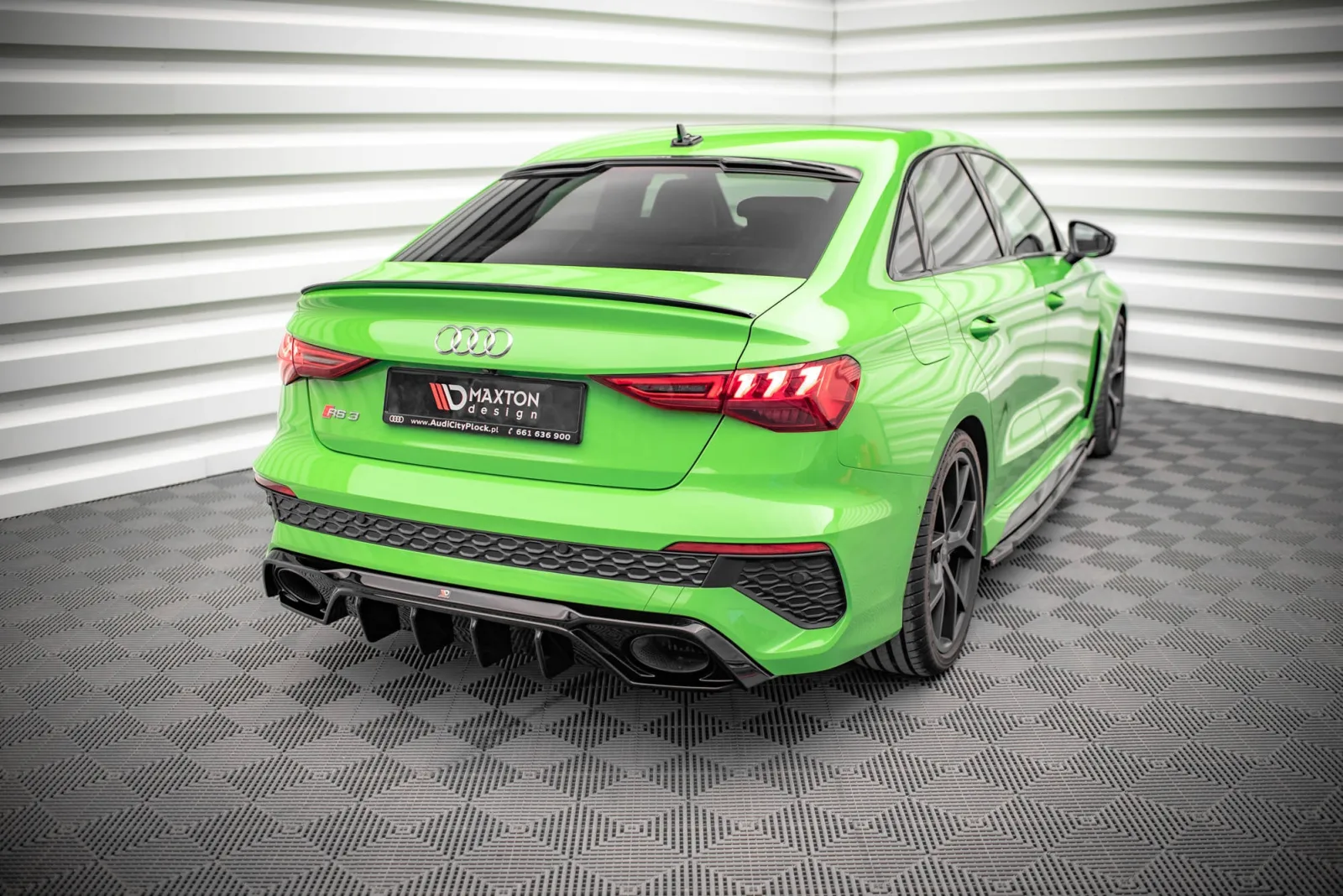 Rear Valance compatible with Audi RS3 8Y