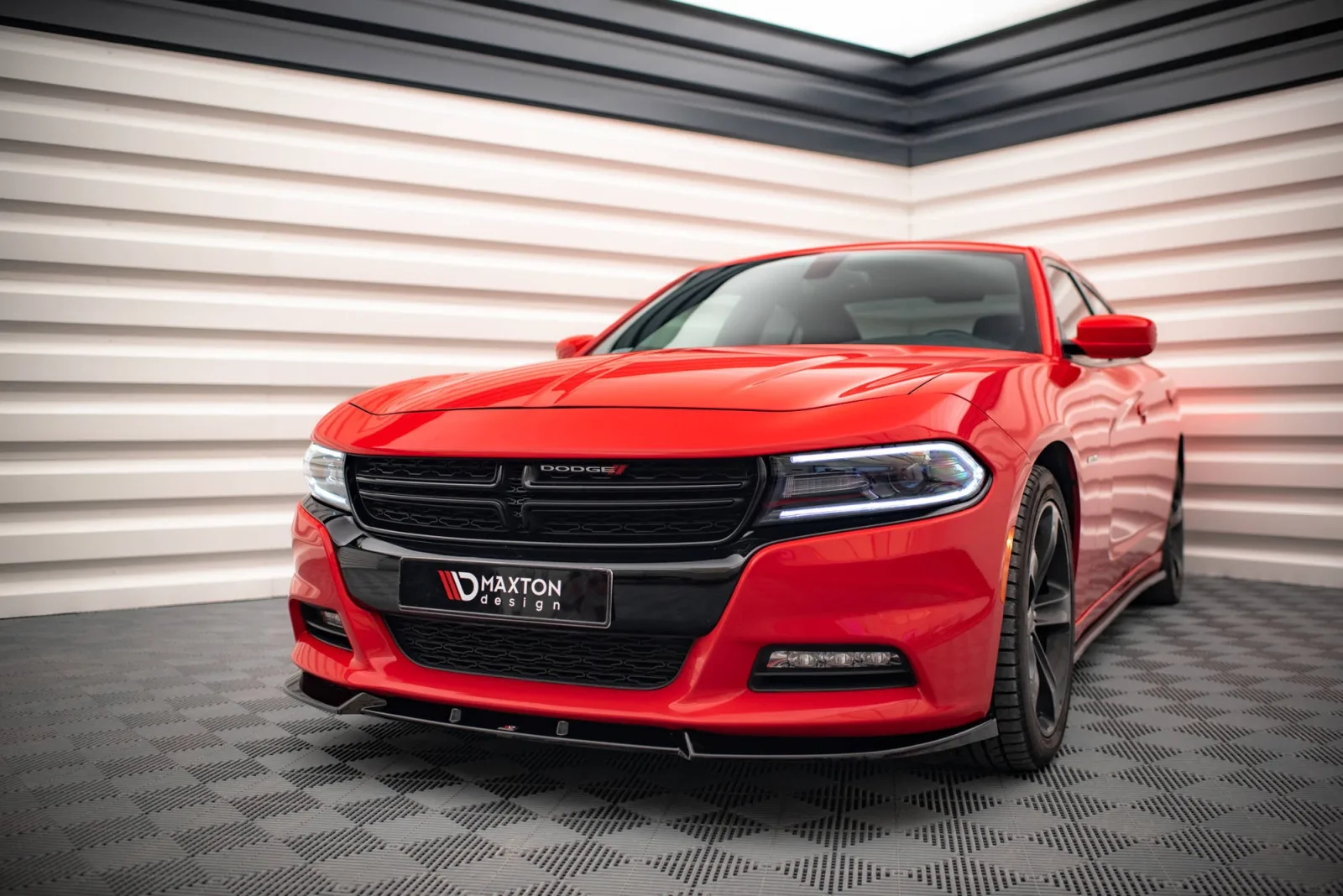 Front Splitter V.1 compatible with Dodge Charger RT Mk7 Facelift