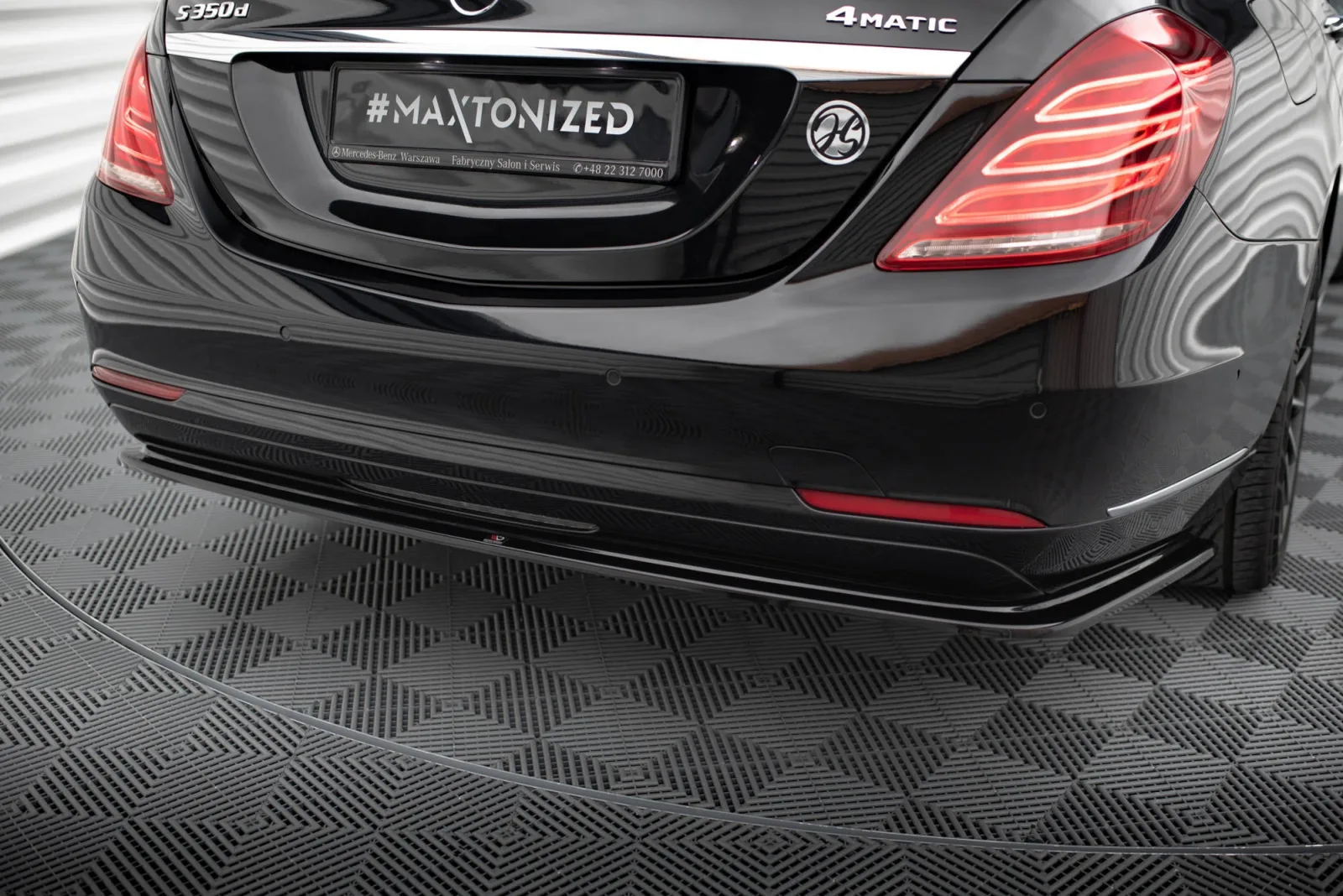 Rear Splitter V.2 compatible with Mercedes-Benz S W222
