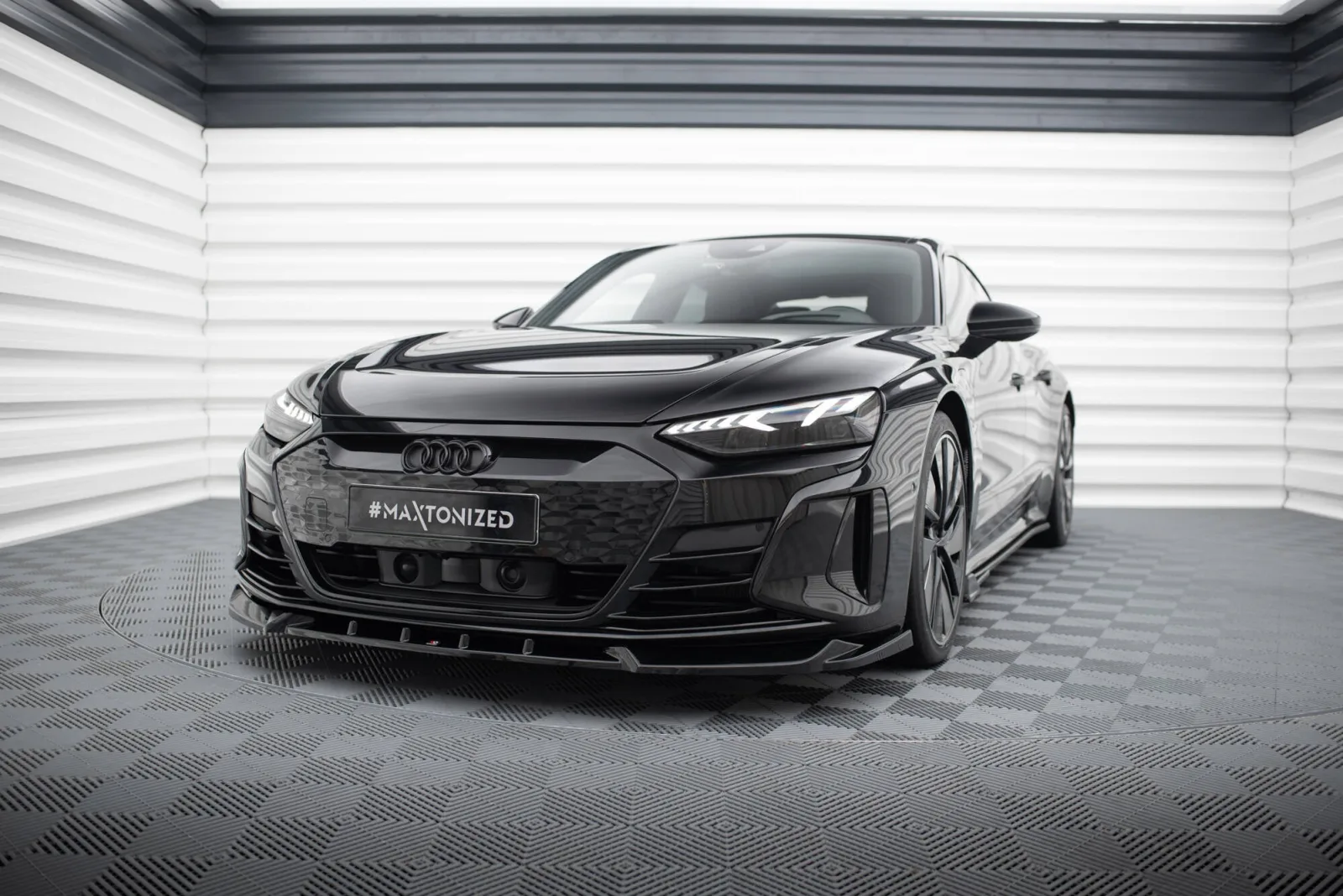 Front Splitter V.1 compatible with Audi e-Tron GT / RS GT Mk1