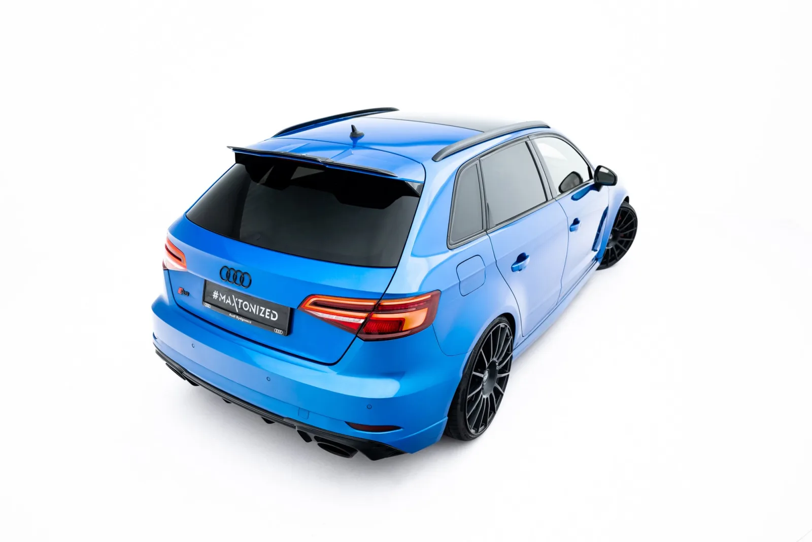 Spoiler Cap V.3 compatible with Audi RS3 Sportback 8V / 8V Facelift