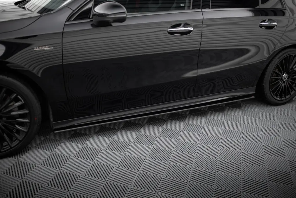 Side Skirts Diffusers Street Pro compatible with Mercedes-AMG A35 W177 Facelift