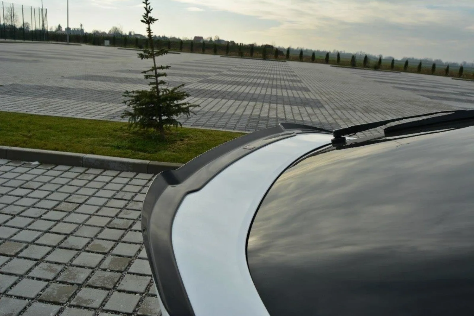 Spoiler Cap compatible with Honda Civic Mk9 Facelift