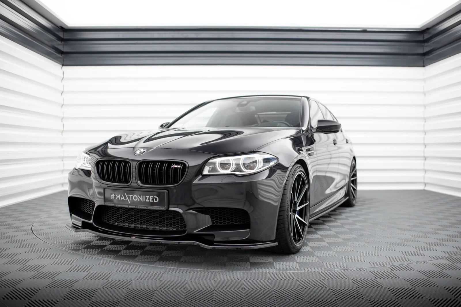 Front Splitter compatible with BMW M5 F10/ F11