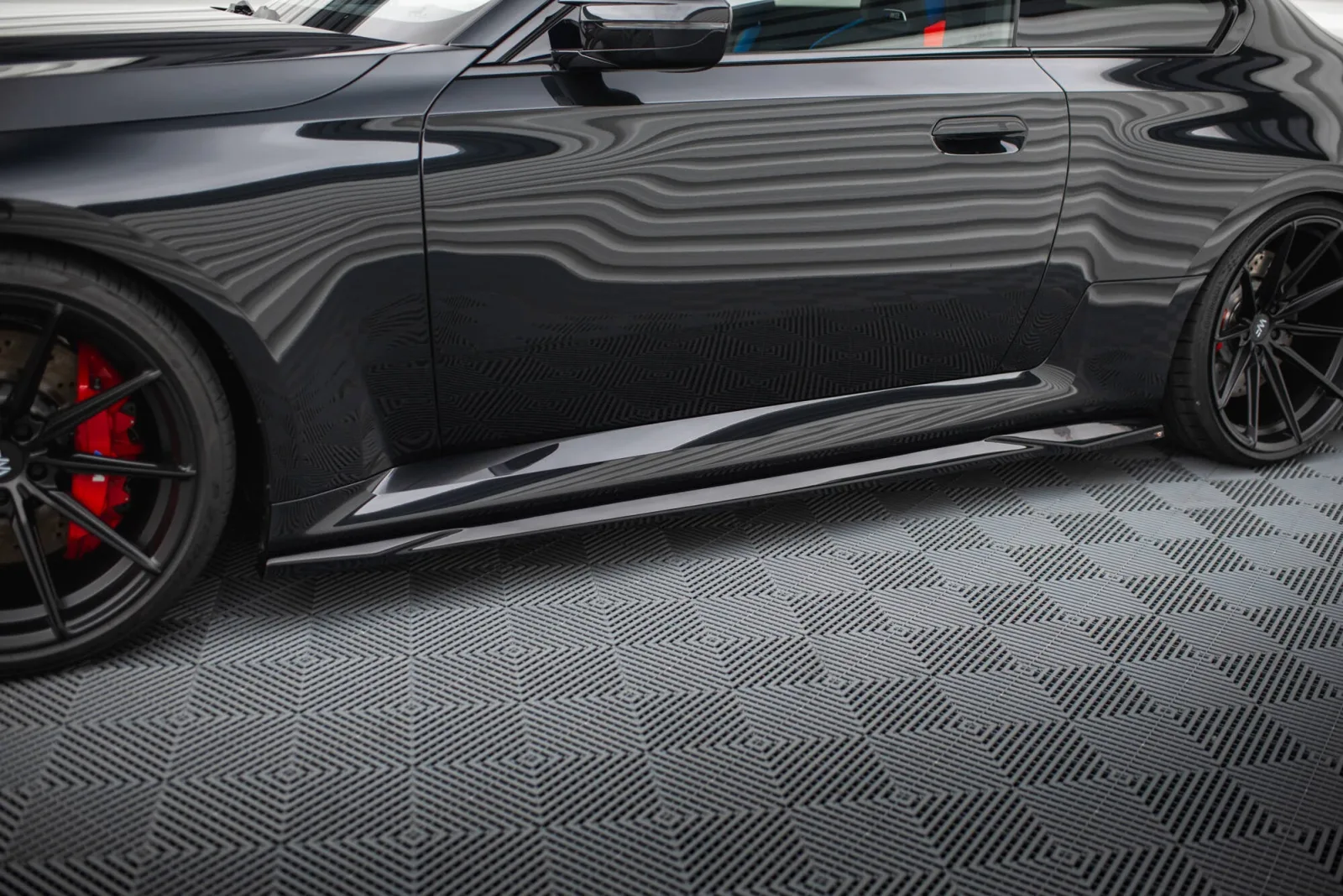 Side Skirts Diffusers V.2 compatible with BMW M2 G87