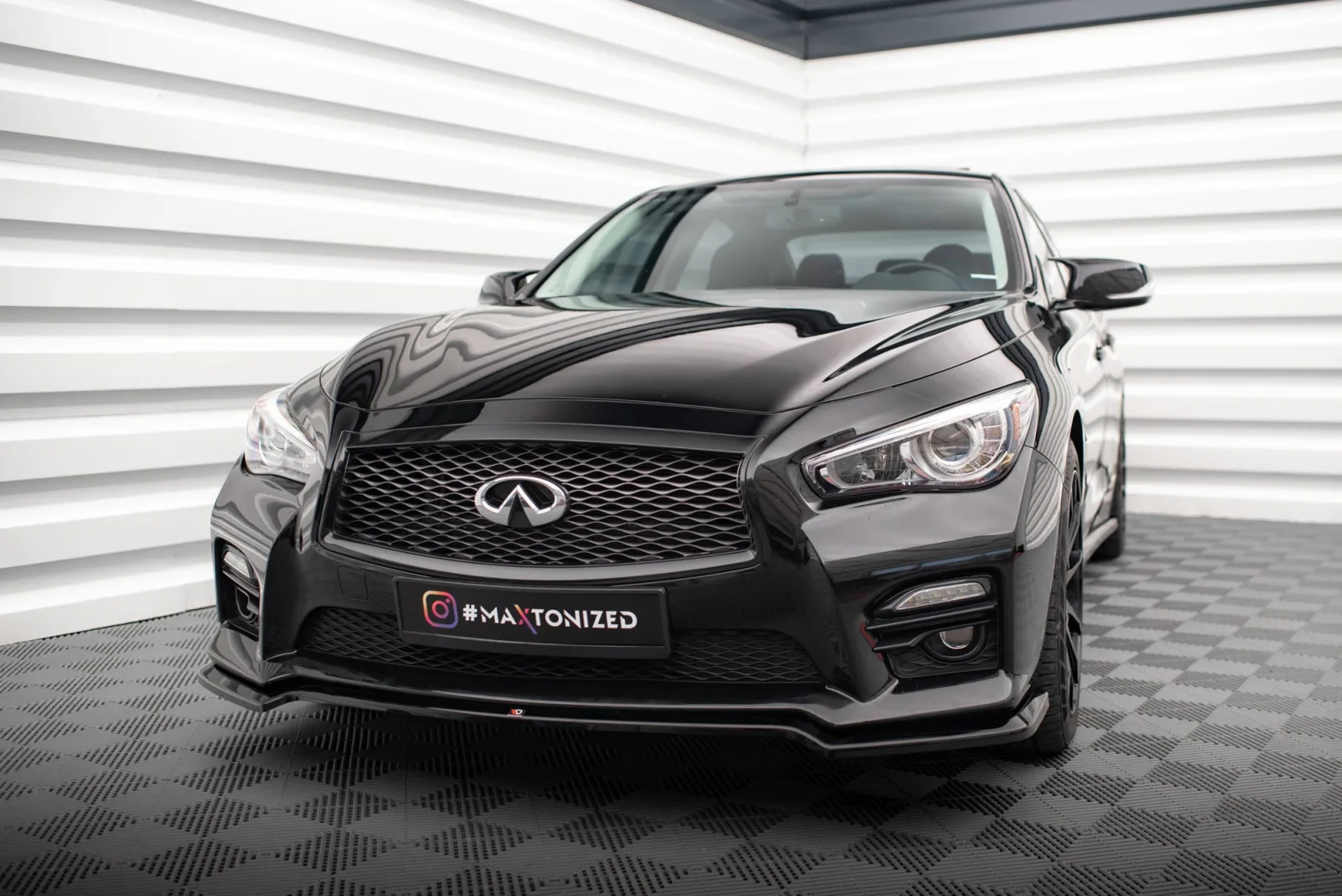 Front Splitter V.1 compatible with Infiniti Q50 S Mk1