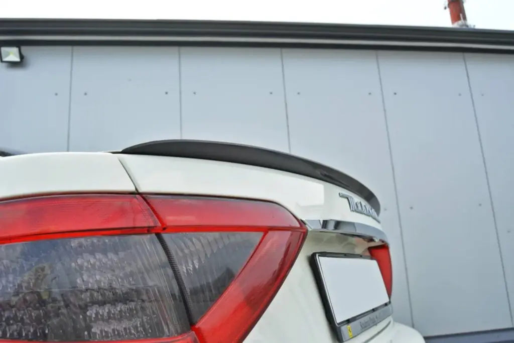Spoiler Cap compatible with Maserati Granturismo Mk1