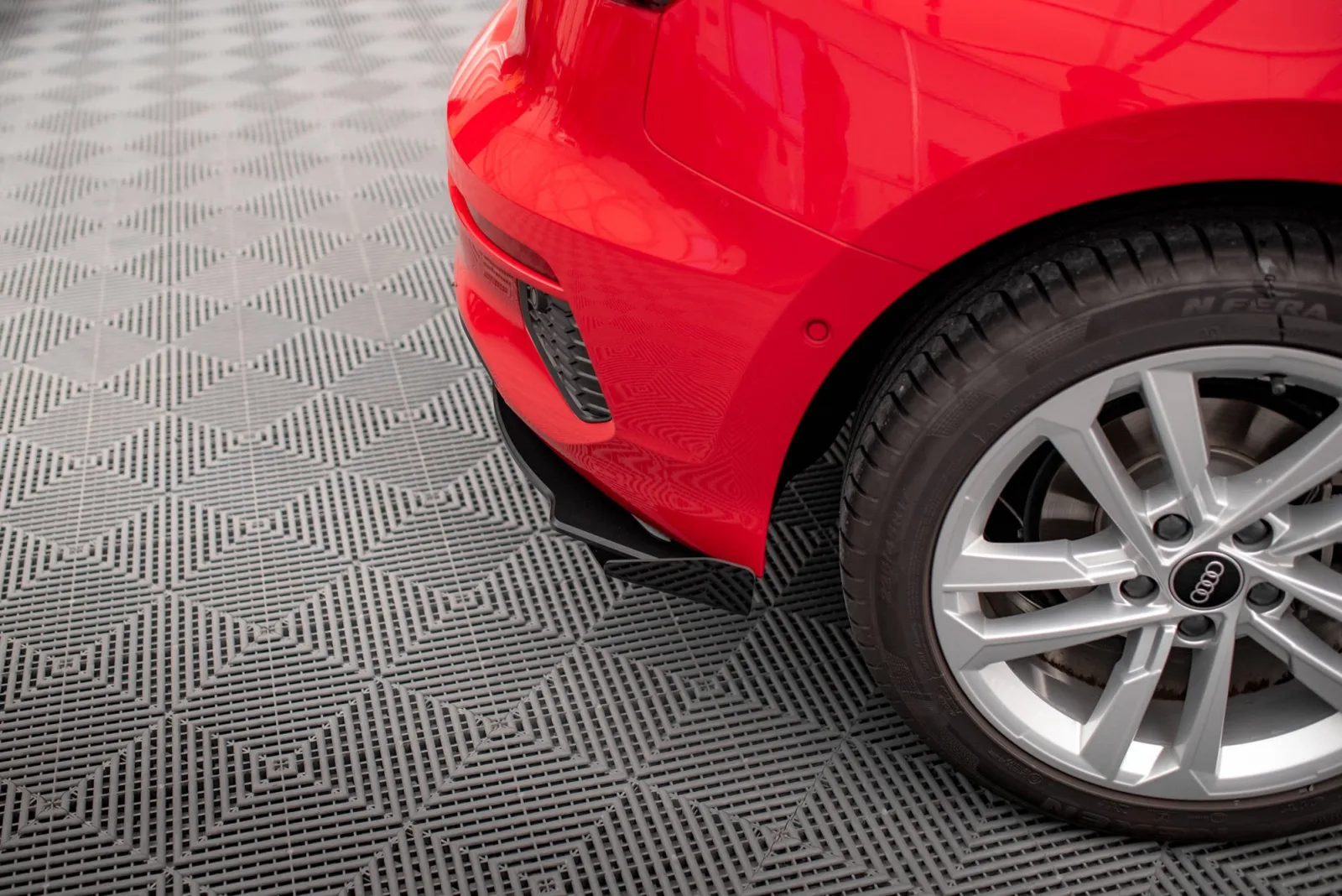 Rear Side Flaps compatible with Audi A3 Sportback 8Y