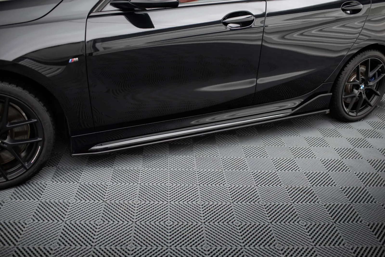 Side Skirts Diffusers compatible with BMW M135i M-Performance F40