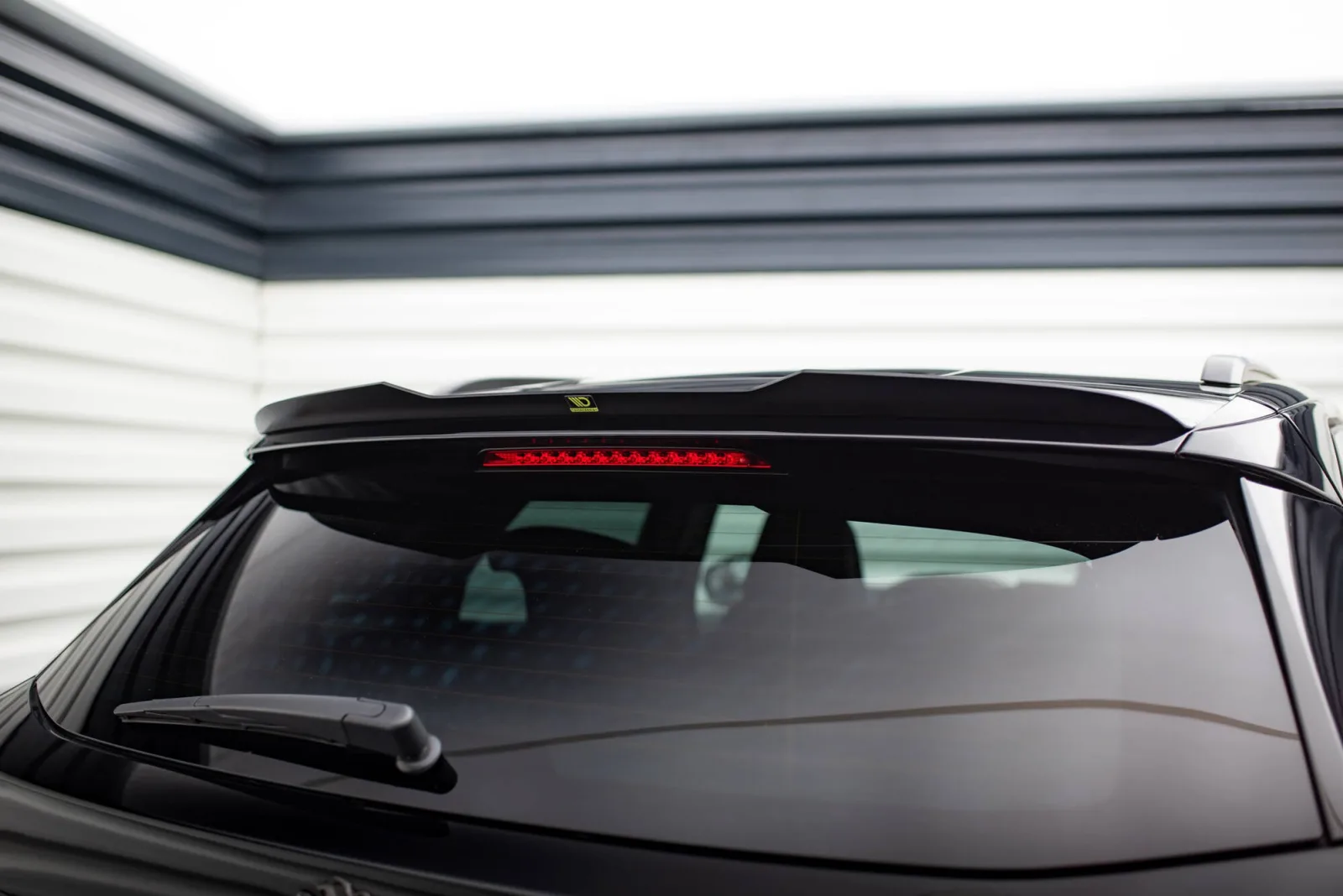 Spoiler Cap compatible with Peugeot 3008 GT-Line Mk2 Facelift