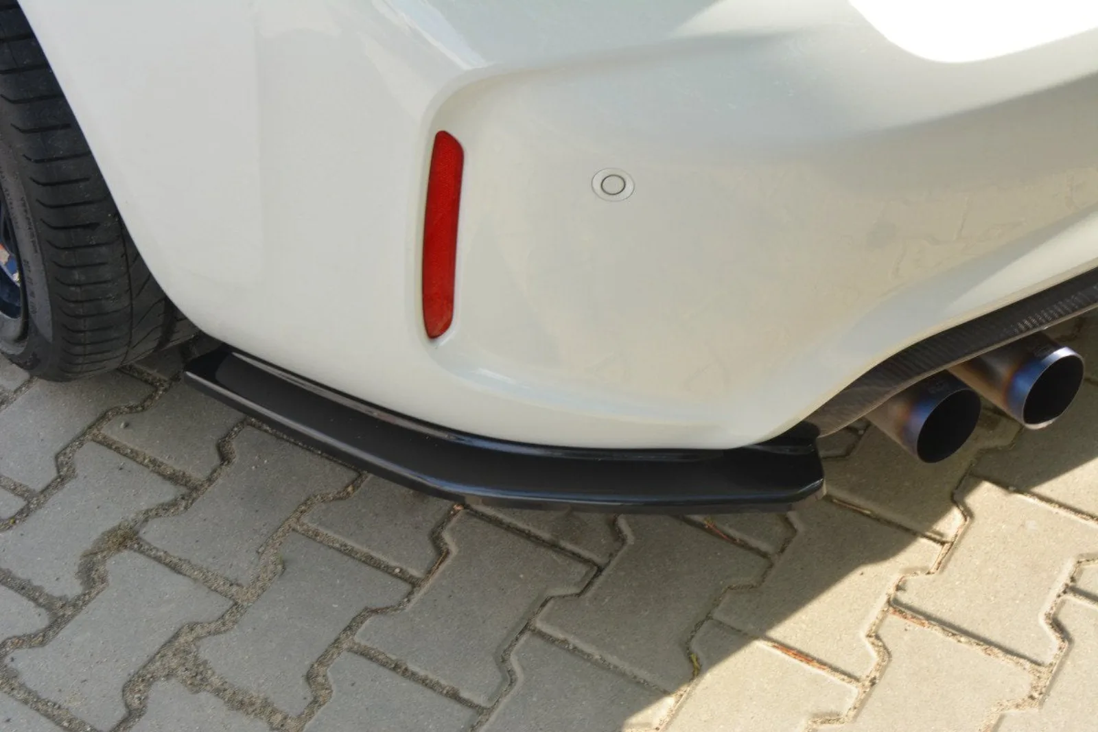 Rear Side Splitters compatible with BMW M2 (F87) COUPÉ