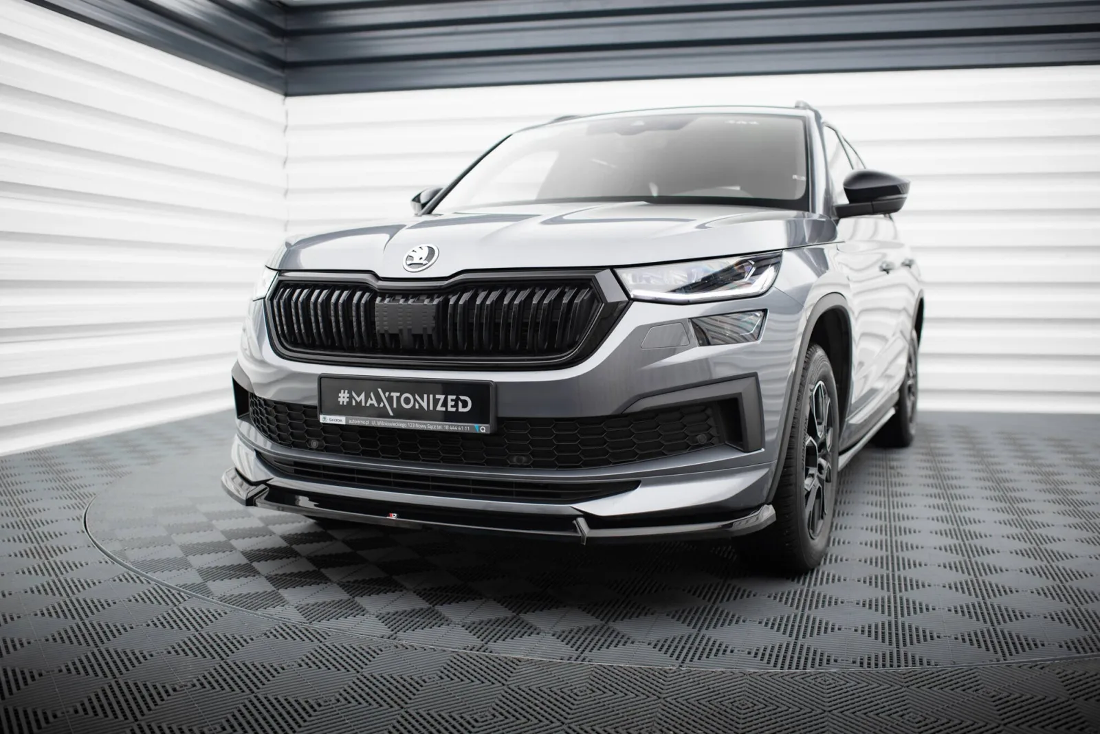 Front Splitter V.1 compatible with Skoda Kodiaq Sportline Mk1 Facelift