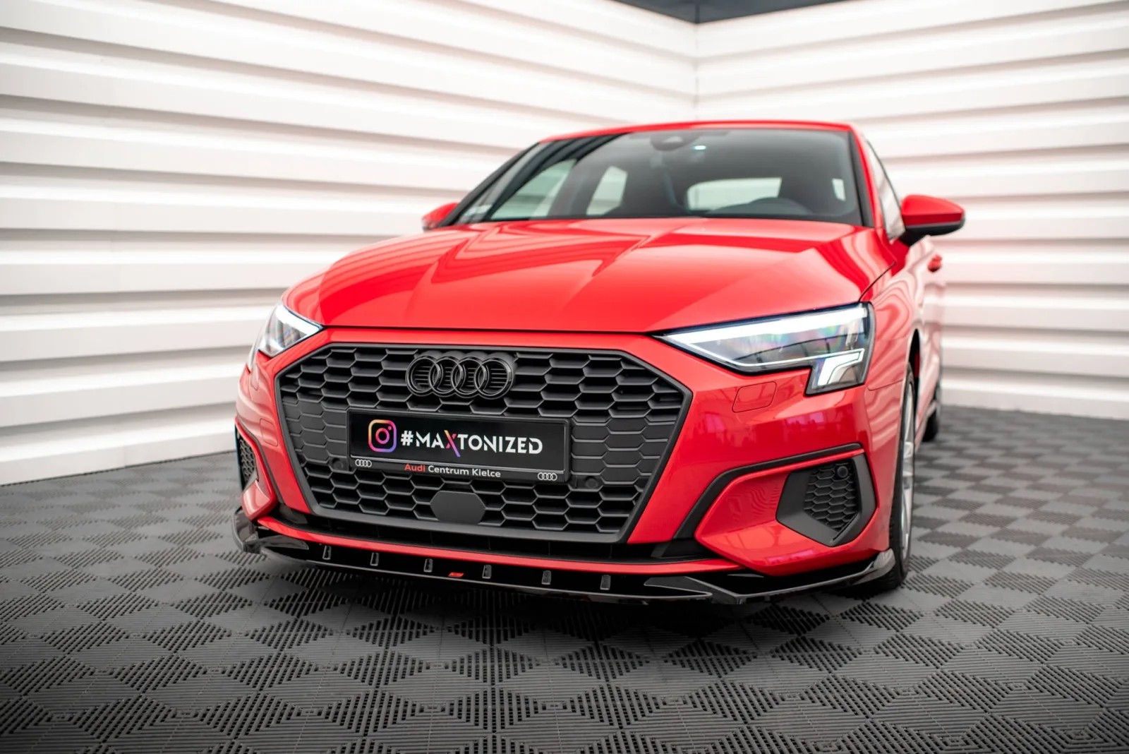 Front Splitter V.1 compatible with Audi A3 8Y
