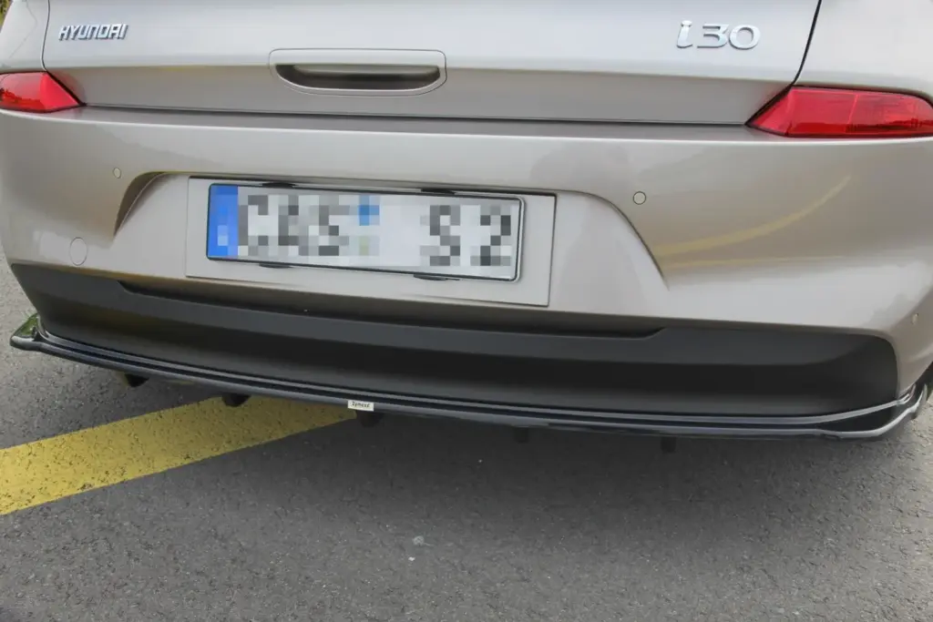 Rear Splitter (With Diffuser) compatible with HYUNDAI I30 MK3 HATCHBACK