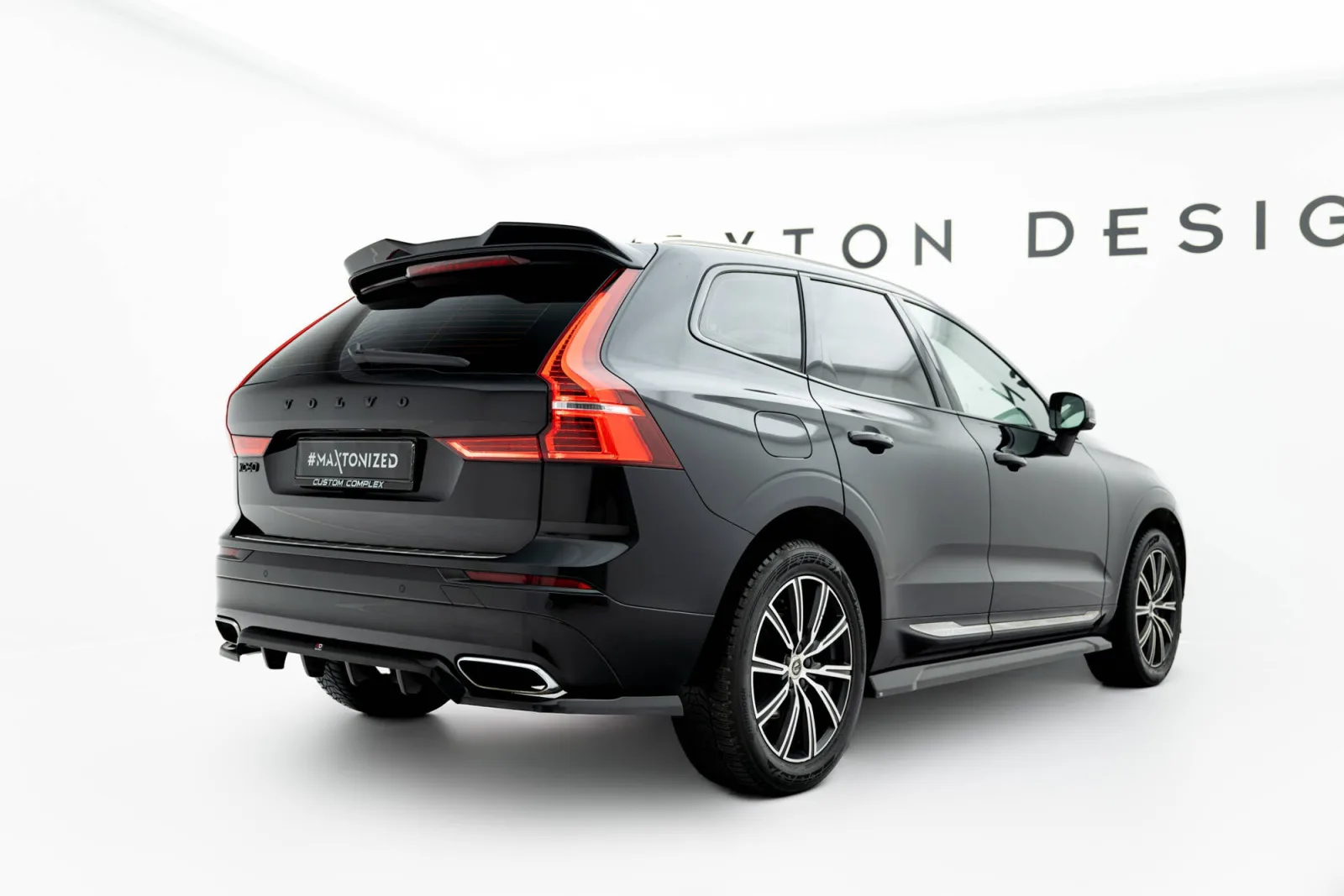 Rear Splitter (With Diffuser) compatible with Volvo XC60 Mk2