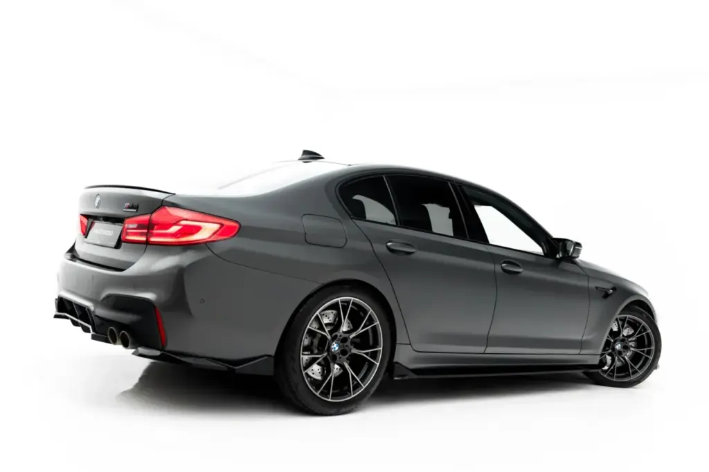 Side Skirts Diffusers V.2 compatible with BMW M5 F90
