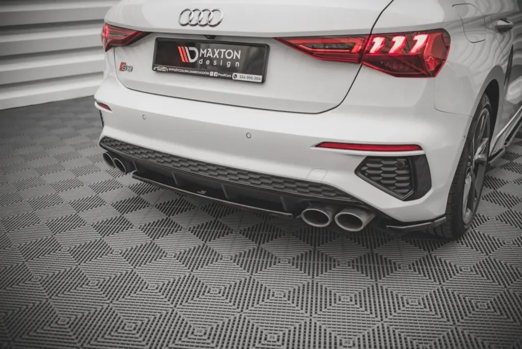 Rear Splitter compatible with Audi S3 Sportback 8Y