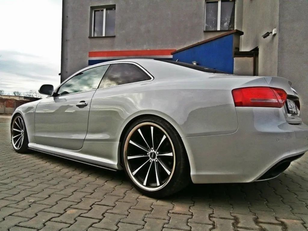 Side Skirts Diffusers compatible with Audi RS5 8T / 8T FL