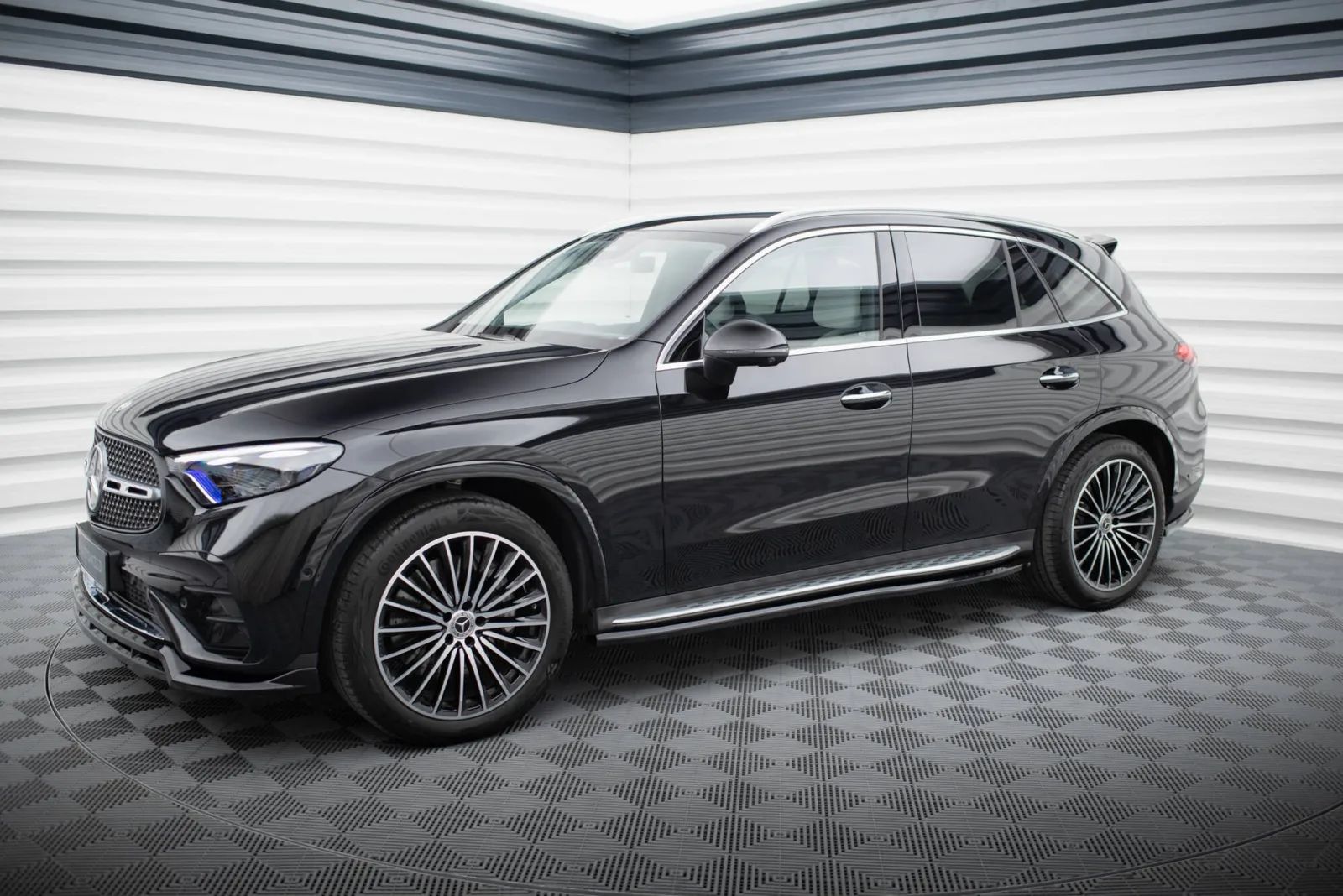 Set of Splitters compatible with Mercedes-Benz GLC AMG-Line X254