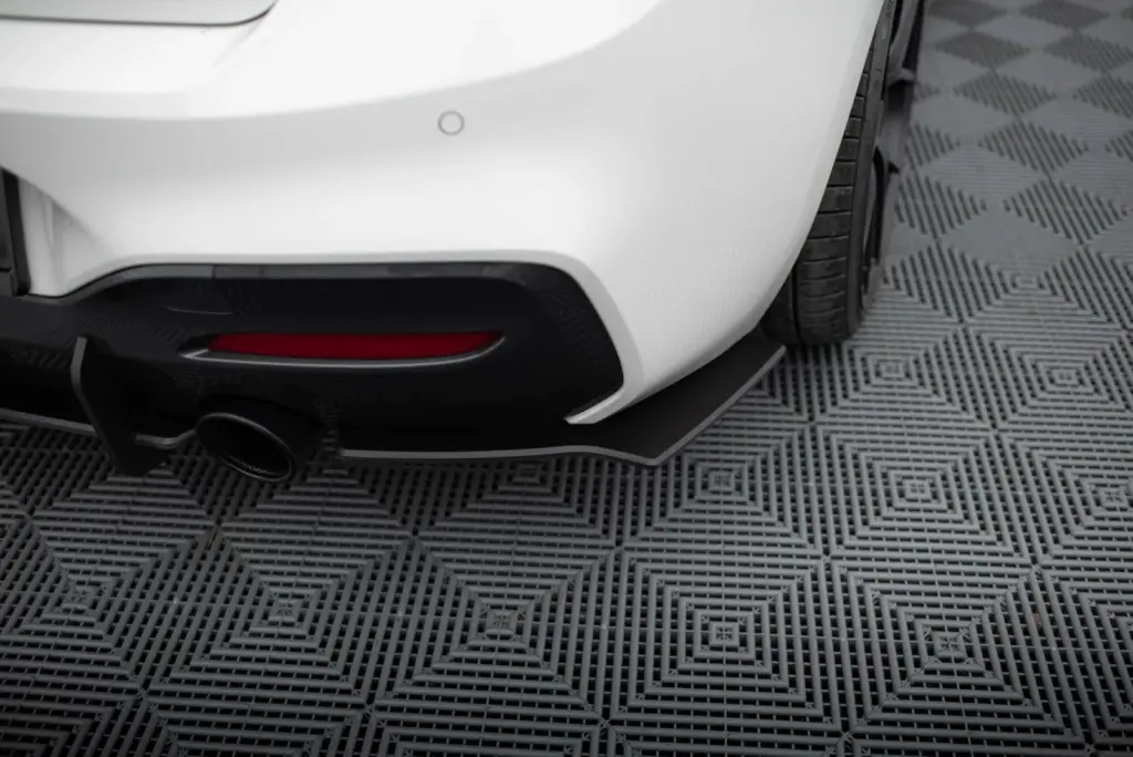 Rear Side Splitters Street Pro V.2 compatible with BMW 1 F20 M140i