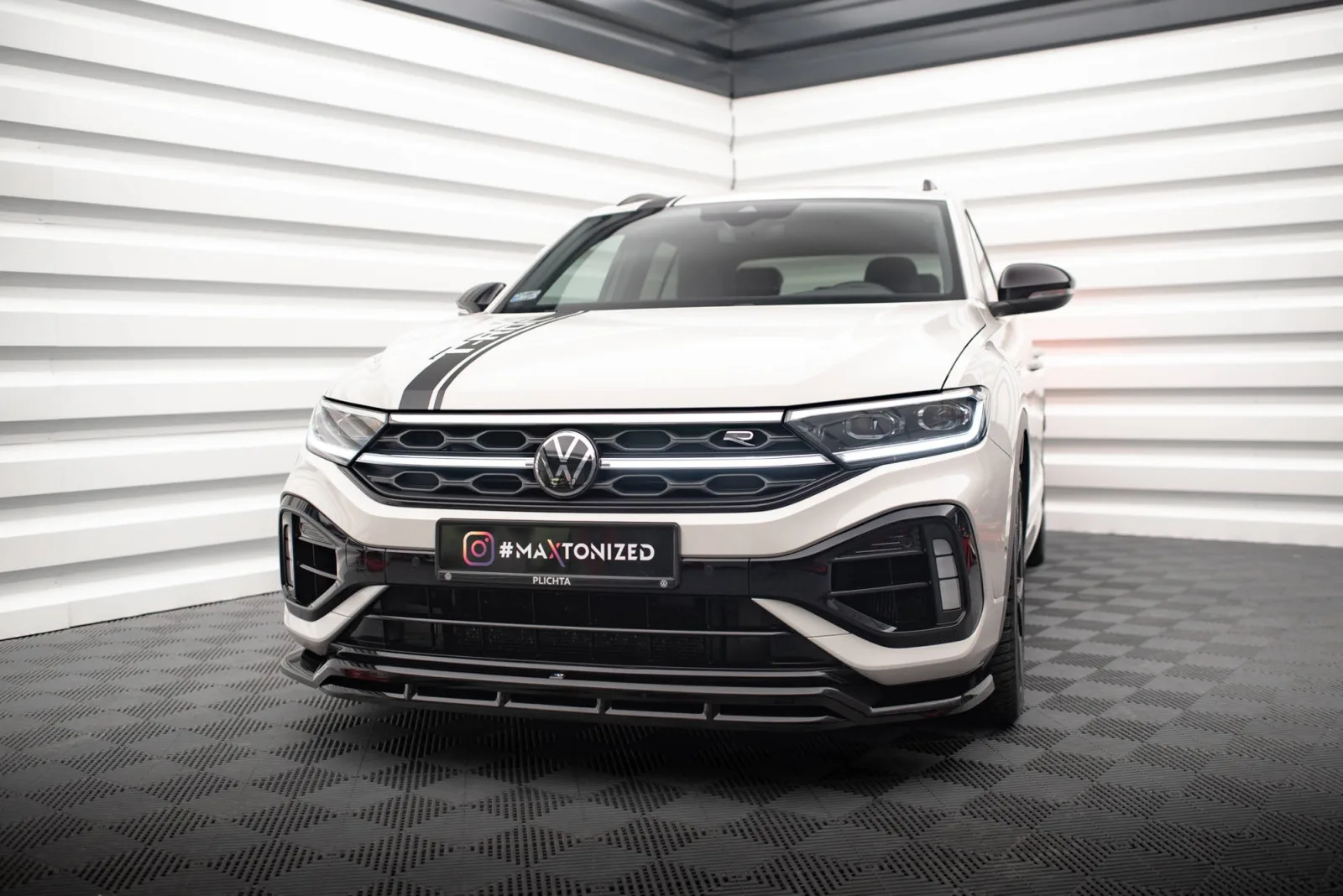 Front Splitter V.1 compatible with Volkswagen T-Roc R / R-Line Mk1 Facelift