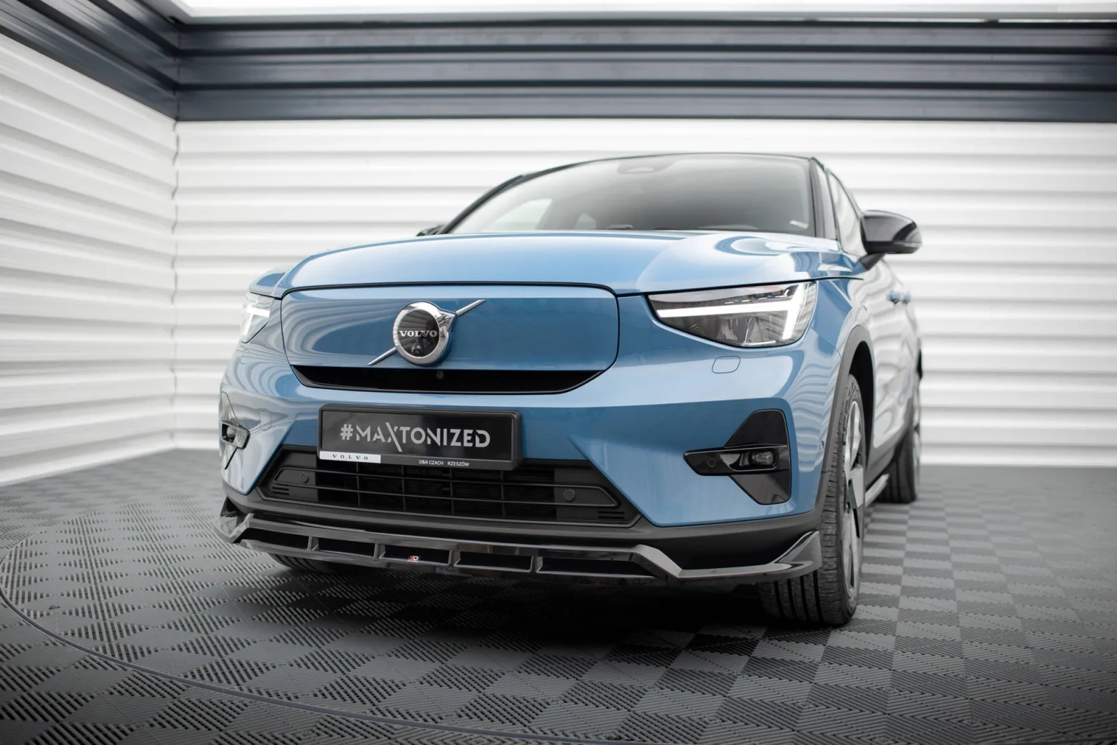 Front Splitter compatible with Volvo C40 Mk1