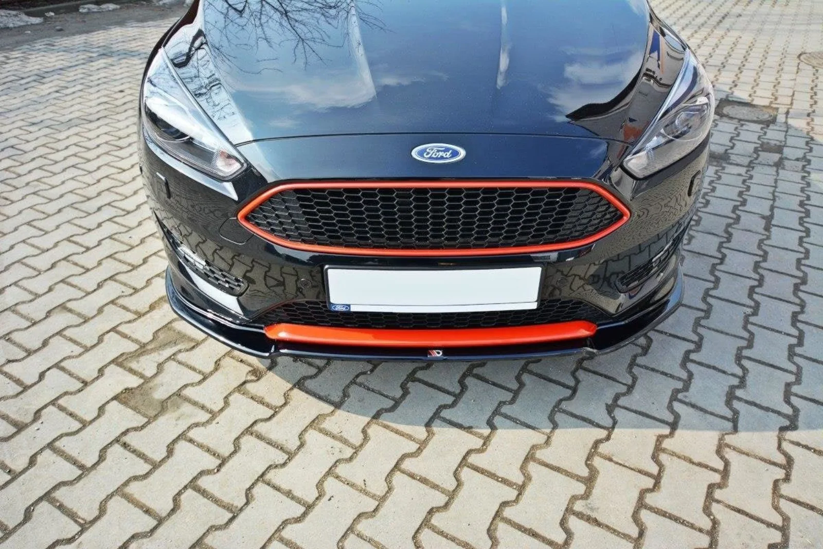 Front Splitter V.2 compatible with Ford Focus ST-Line Mk3 Facelift