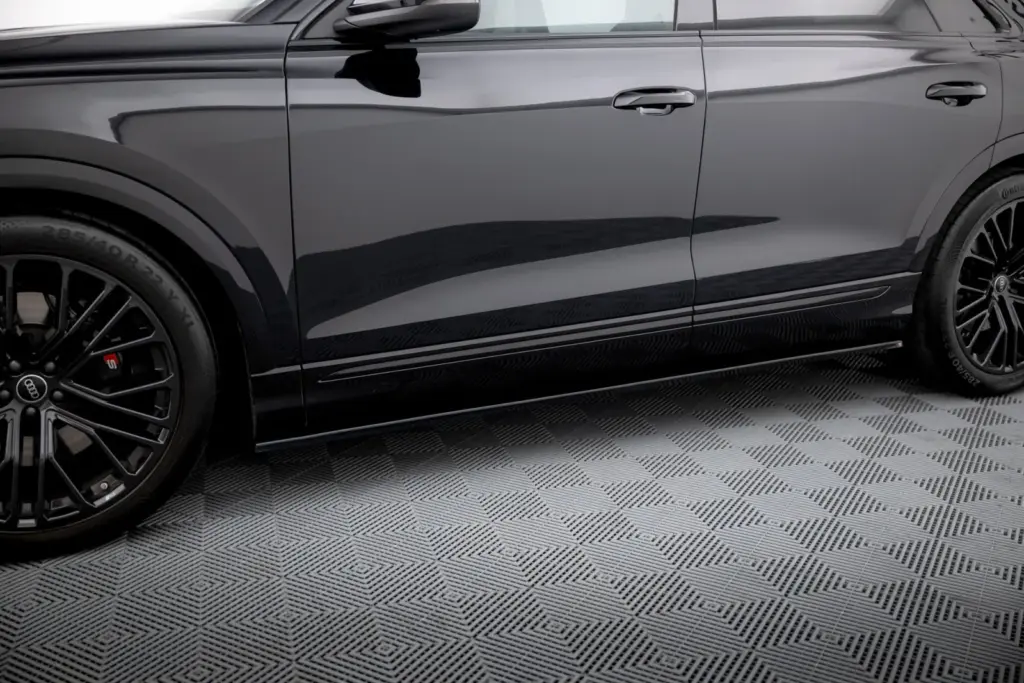 Side Skirts Diffusers V.1 compatible with Audi Q8 S-line / SQ8 Mk1 Facelift