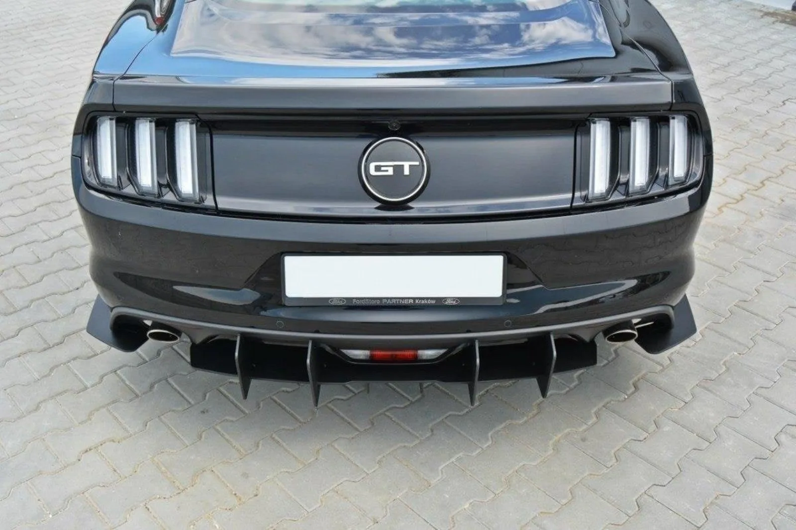 Rear Diffuser compatible with Ford Mustang GT Mk6