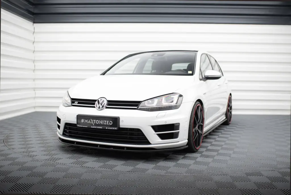 Front Splitter V.1 compatible with Volkswagen Golf R / R-Line Mk7