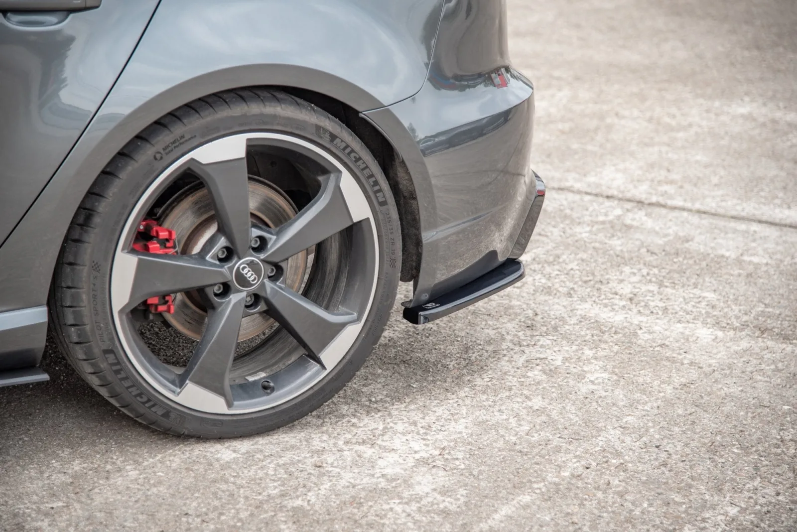 Rear Side Splitters V.2 compatible with Audi RS3 8V Sportback
