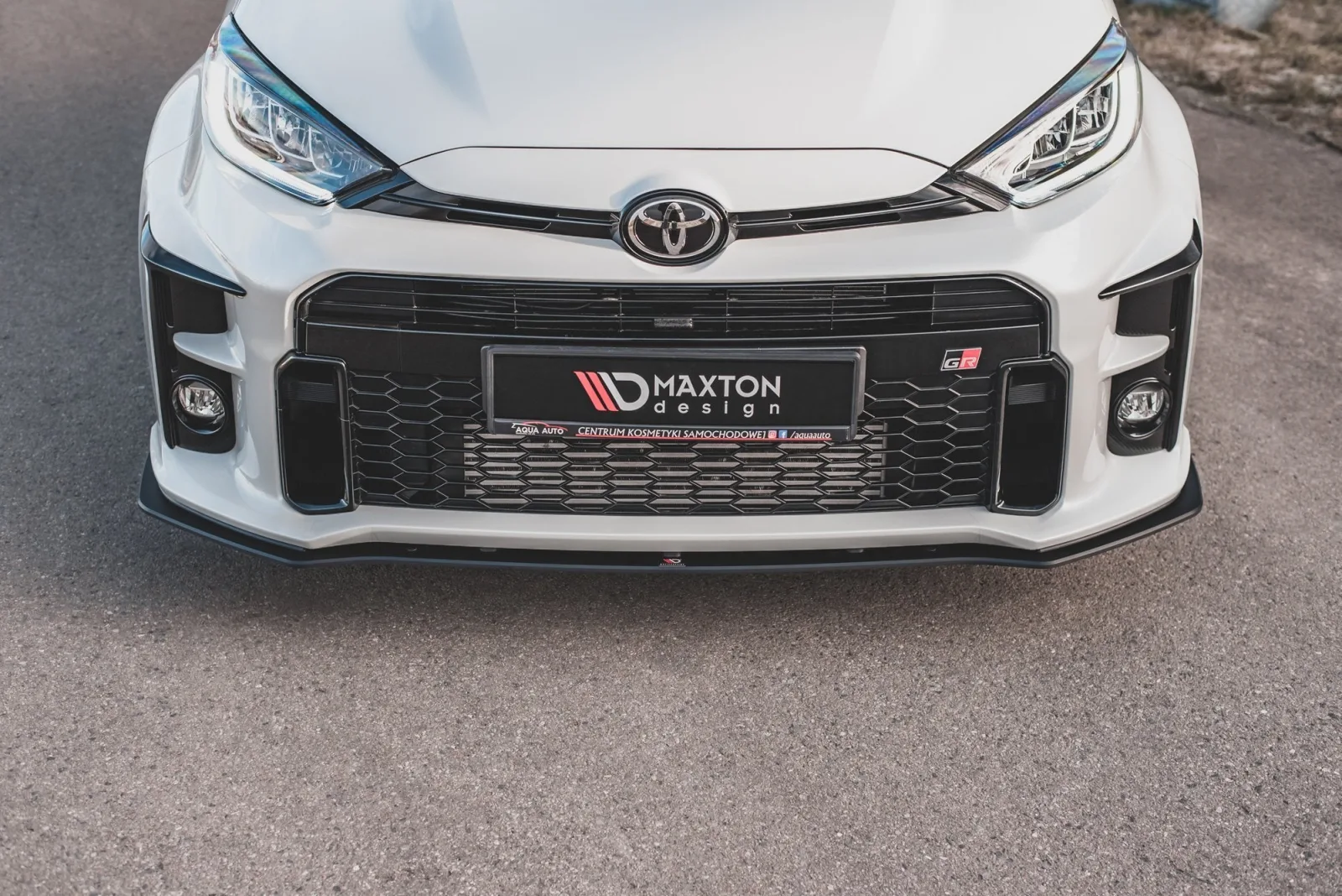 Front Splitter Street Pro compatible with Toyota GR Yaris Mk4