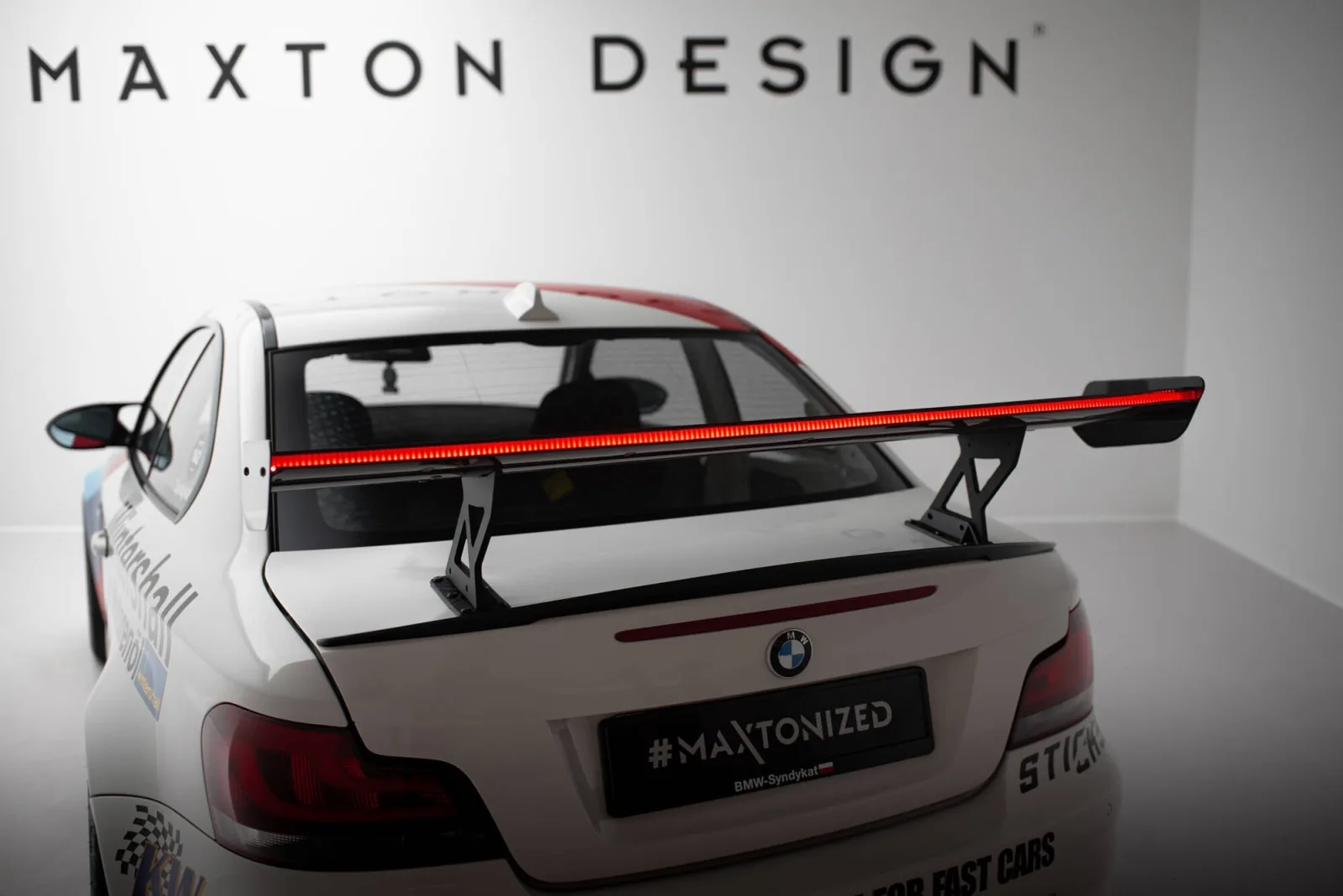 Carbon Spoiler With Internal Brackets V.1 + LED compatible with BMW 1 M E82