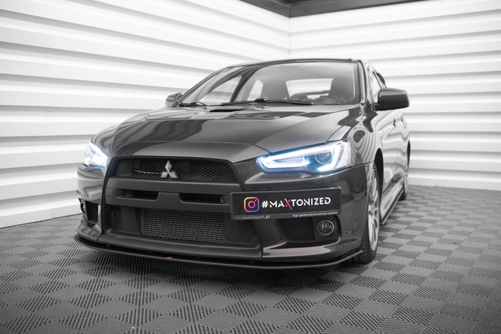 Front Splitter Street Pro compatible with Mitsubishi Lancer EVO X