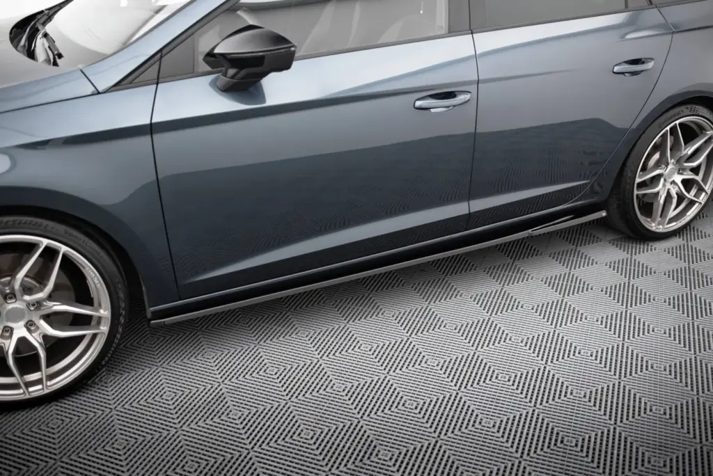 Side Skirts Diffusers V.5 compatible with Seat Leon Cupra / FR Mk3 / Mk3 Facelift