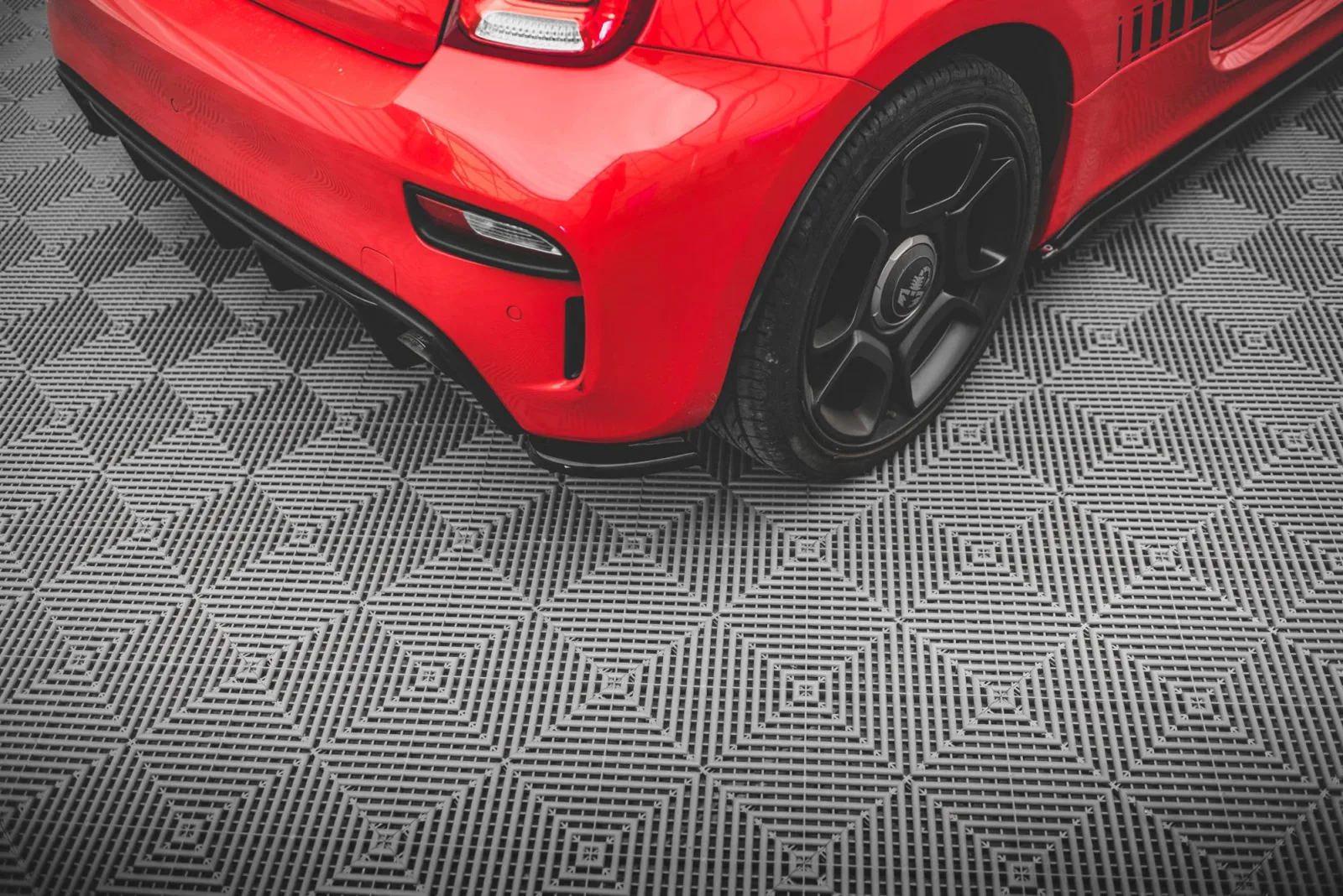 Rear Side Splitters compatible with Abarth 595 Mk1 Facelift