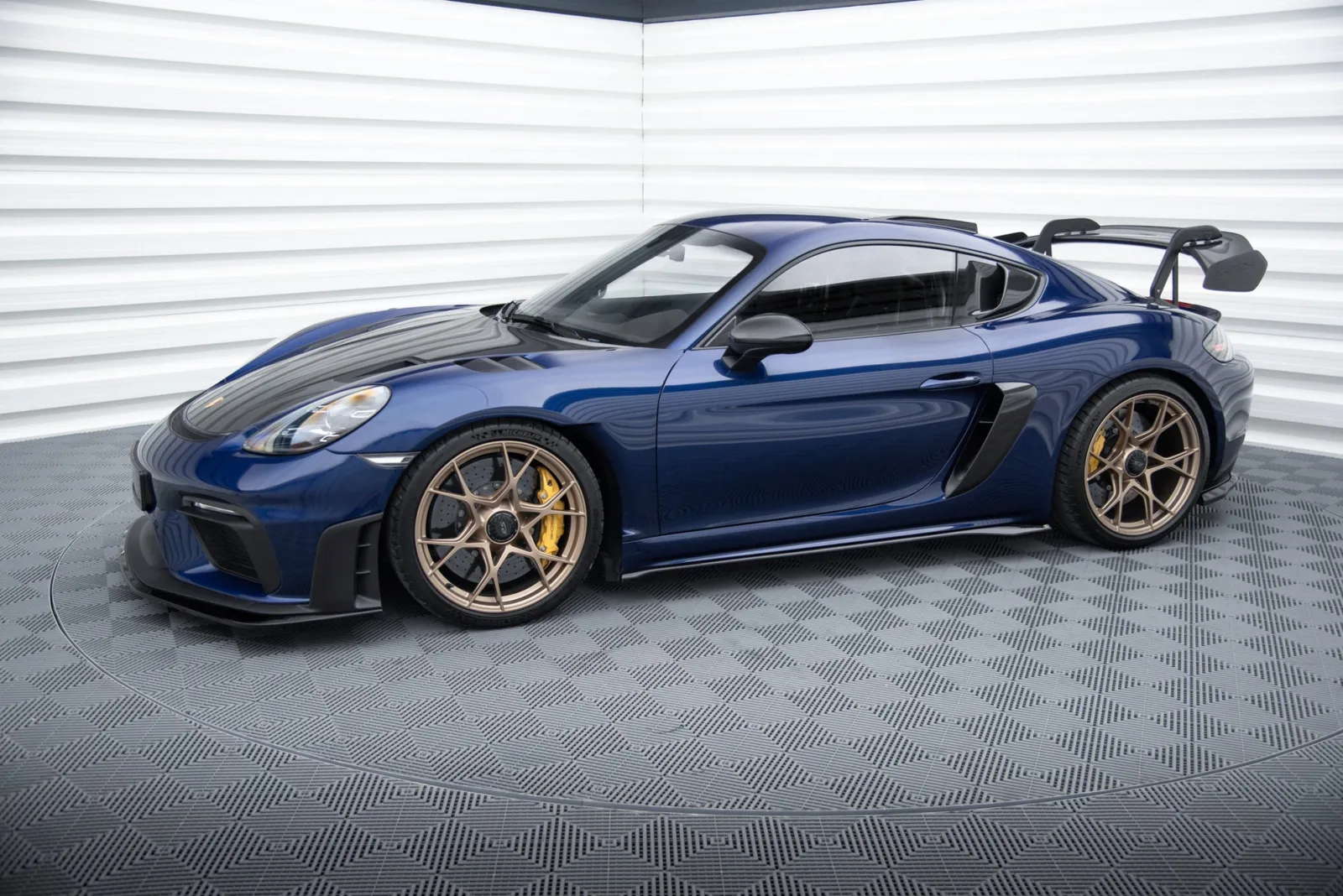 Set of Splitters compatible with Porsche 718 Cayman GT4 RS 982c