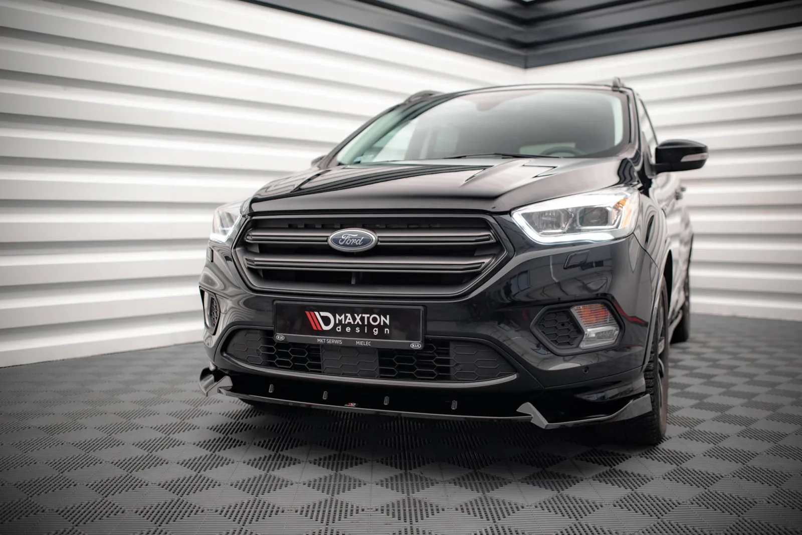Front Splitter V.2 compatible with Ford Escape ST-Line Mk3
