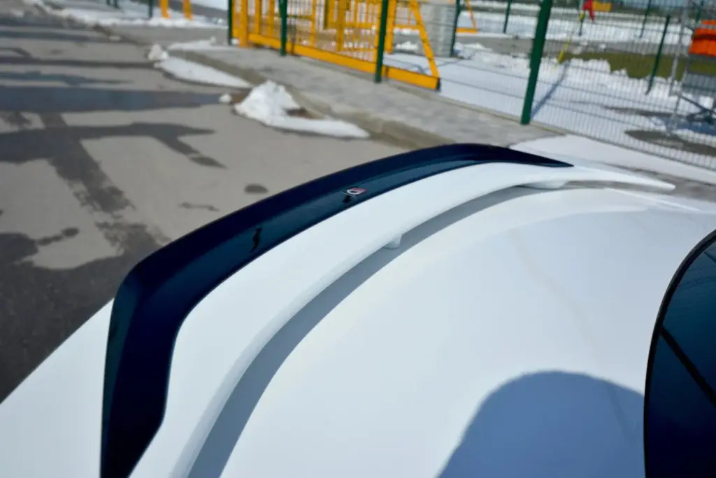 Spoiler Cap compatible with CHEVROLET CAMARO 6TH-GEN. PHASE-I 2SS COUPE