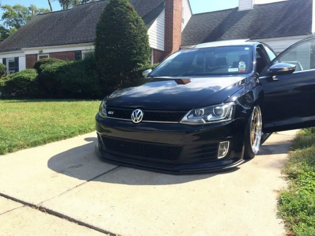 Front Splitter compatible with VW Jetta 6 GLI
