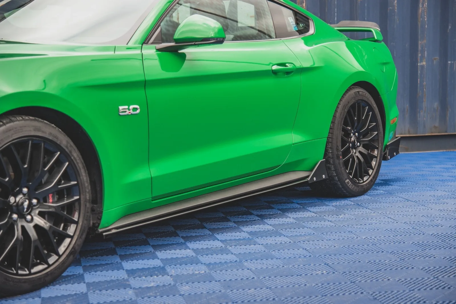 Side Skirts Diffusers + Flaps compatible with Ford Mustang GT Mk6 Facelift