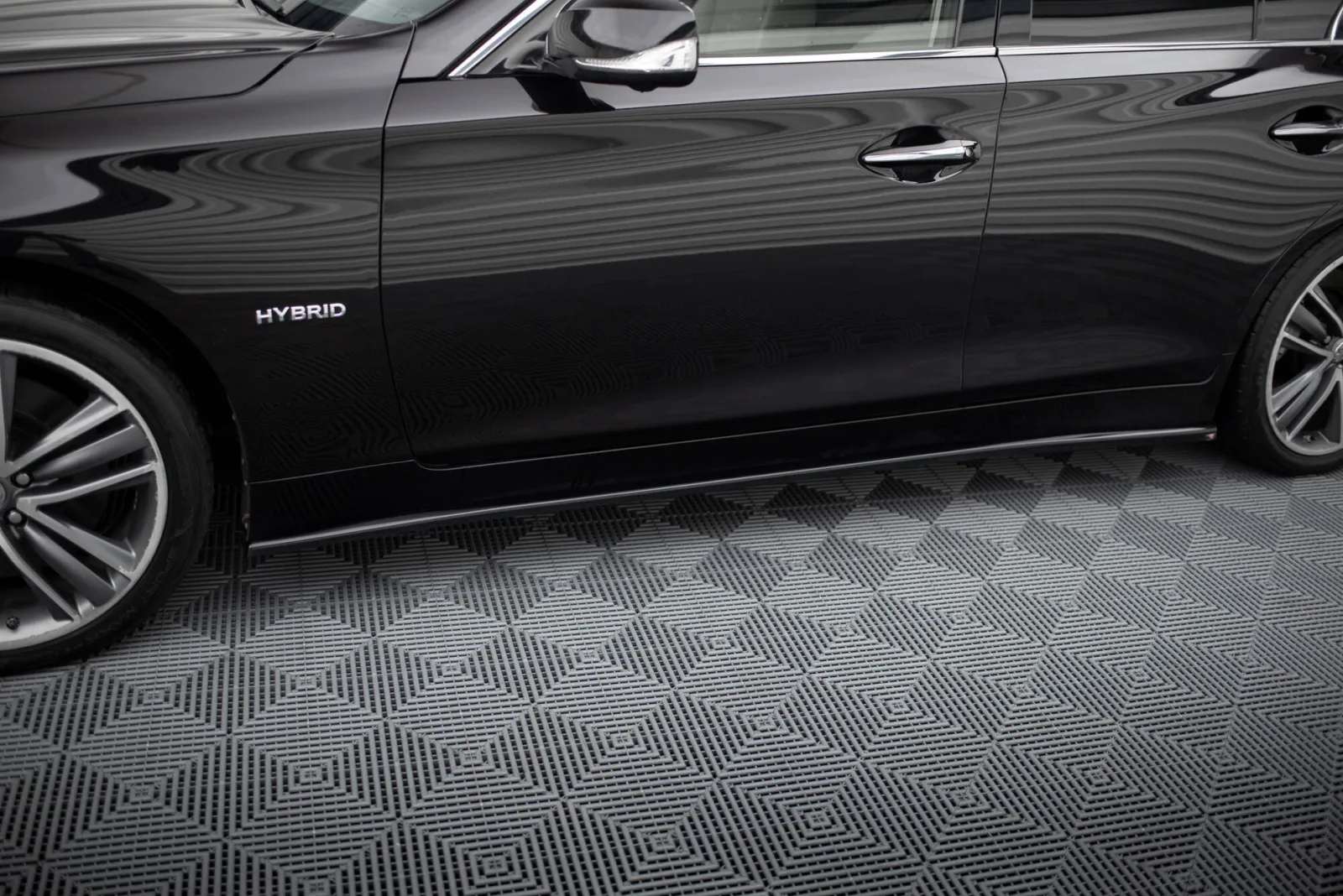 Side Skirts Diffusers V.2 compatible with Infiniti Q50 S Mk1