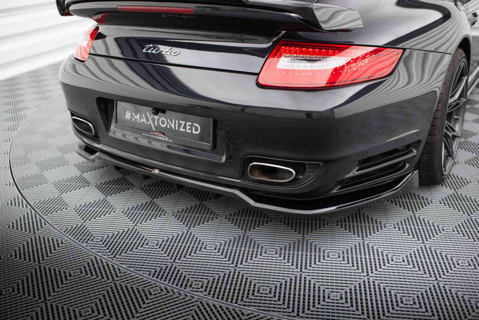 Rear Splitter (With Diffuser) compatible with Porsche 911 Turbo 997