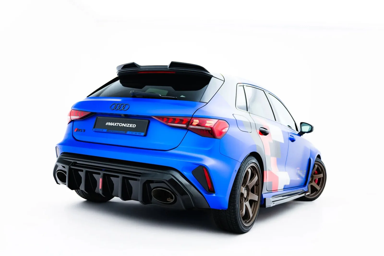 Rear Valance compatible with Audi RS3 Sportback 8Y Facelift (LED Light Version)