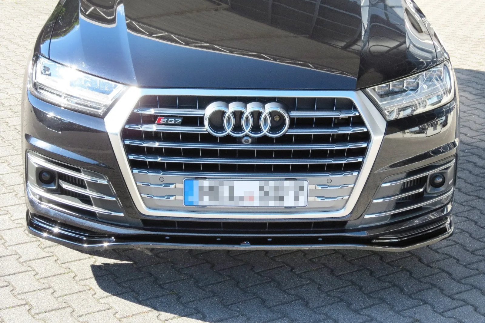 Front Splitter compatible with Audi SQ7 / Q7 S-Line Mk.2