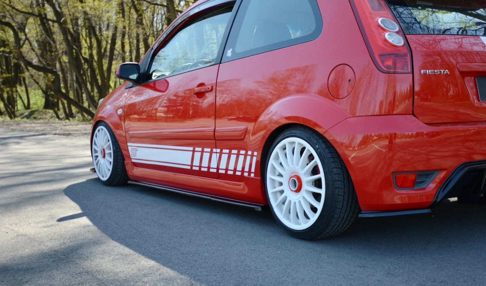 Side Skirts Diffusers compatible with Ford Fiesta ST Mk6