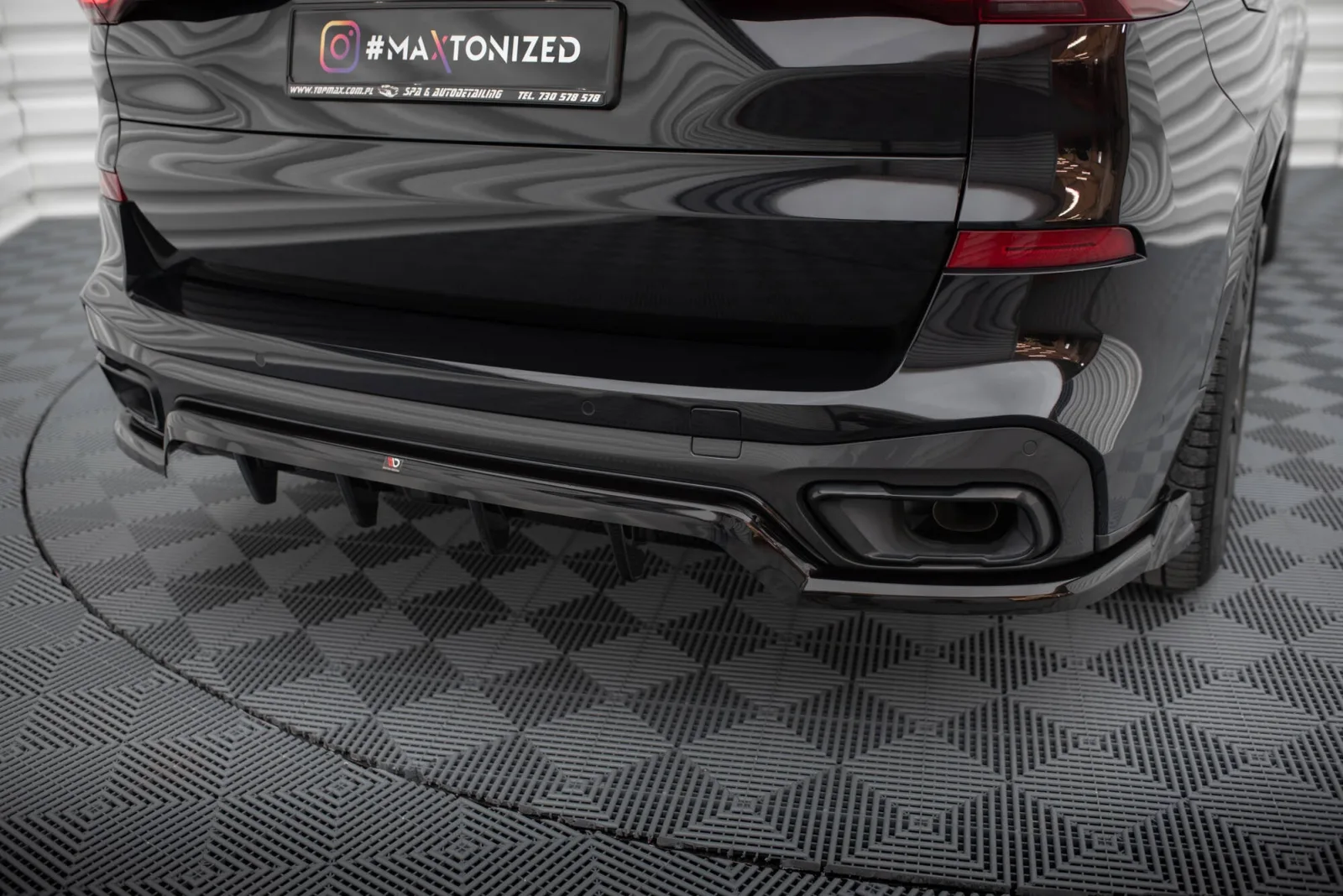 Rear Splitter (With Diffuser) compatible with BMW X5 M-Pack G05