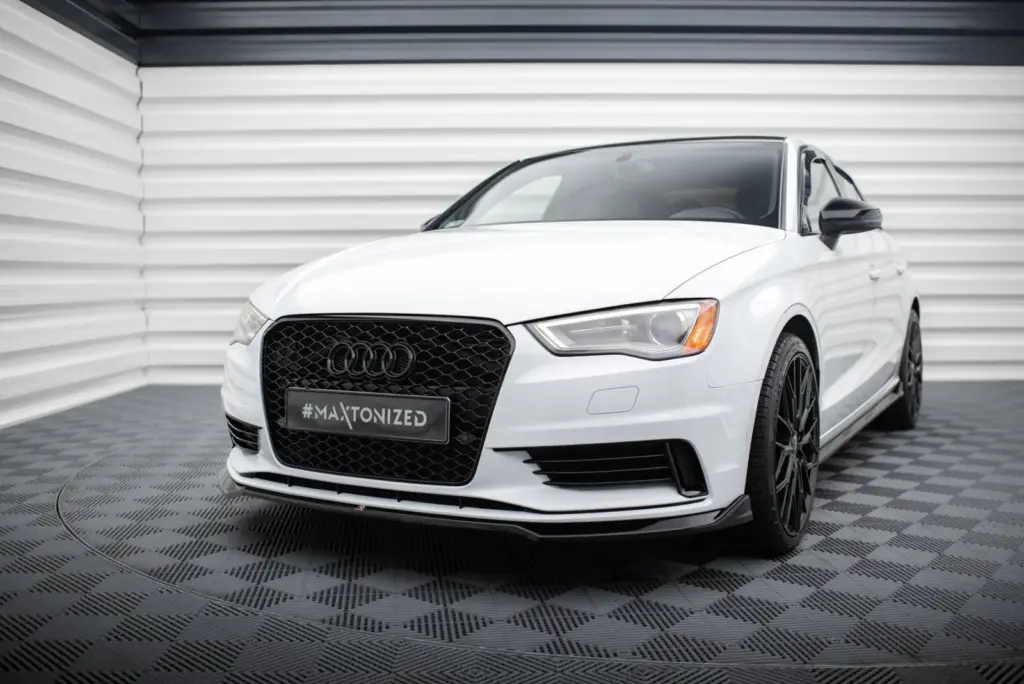 Front Splitter V.2 compatible with Audi A3 Sedan 8V