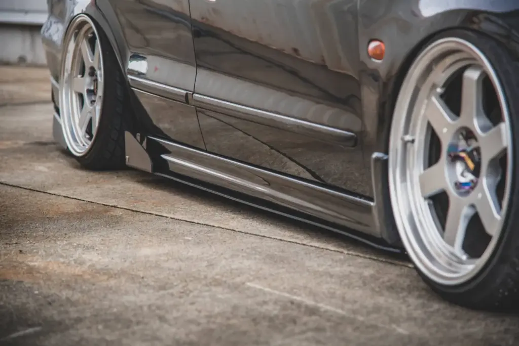 Side Skirts Diffusers Racing compatible with Mitsubishi Galant Avance Mk8
